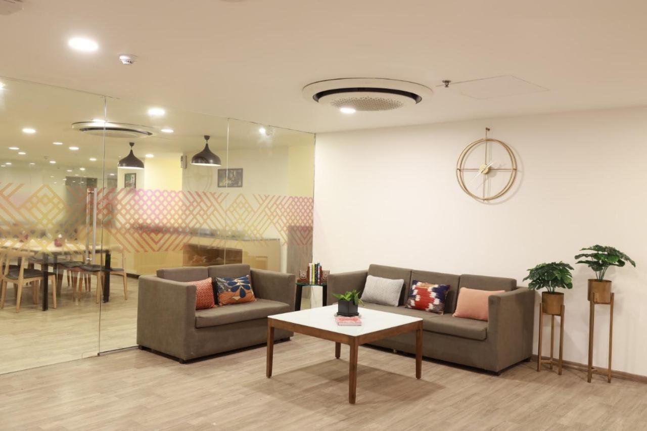 Hotel Ginger Ahmedabad Rto Circle Exterior foto